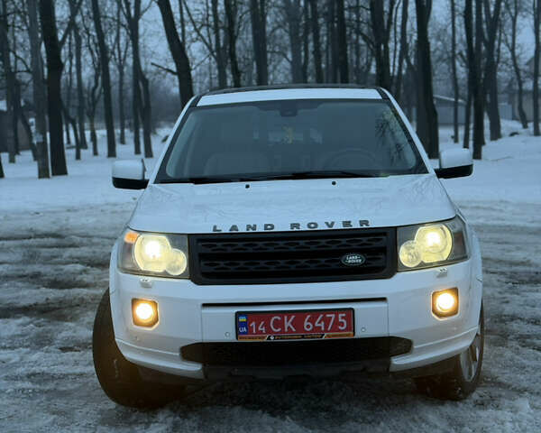 Білий Ленд Ровер Freelander, об'ємом двигуна 2.18 л та пробігом 235 тис. км за 14499 $, фото 3 на Automoto.ua