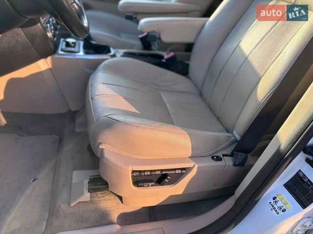 Білий Ленд Ровер Freelander, об'ємом двигуна 2.18 л та пробігом 235 тис. км за 14499 $, фото 13 на Automoto.ua