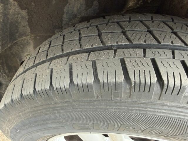 Белый Ленд Ровер Фрилендер, объемом двигателя 2.2 л и пробегом 225 тыс. км за 5000 $, фото 15 на Automoto.ua