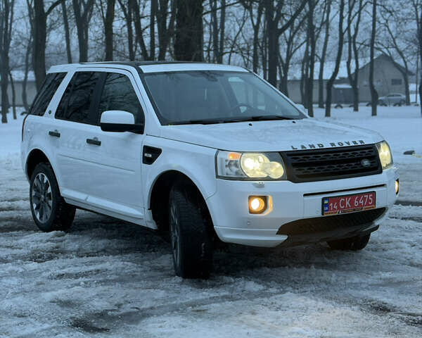 Білий Ленд Ровер Freelander, об'ємом двигуна 2.18 л та пробігом 235 тис. км за 14499 $, фото 2 на Automoto.ua