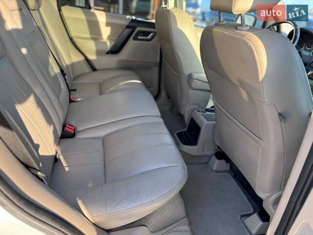 Білий Ленд Ровер Freelander, об'ємом двигуна 2.18 л та пробігом 235 тис. км за 14499 $, фото 28 на Automoto.ua