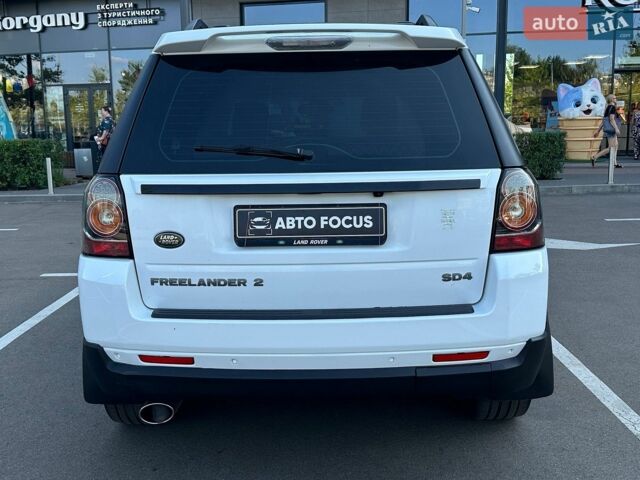 Білий Ленд Ровер Freelander, об'ємом двигуна 2.18 л та пробігом 347 тис. км за 12490 $, фото 5 на Automoto.ua