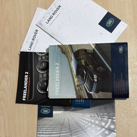 Белый Ленд Ровер Фрилендер, объемом двигателя 2.18 л и пробегом 85 тыс. км за 16500 $, фото 15 на Automoto.ua