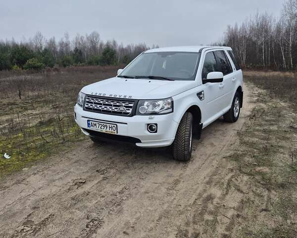 Білий Ленд Ровер Freelander, об'ємом двигуна 2.18 л та пробігом 193 тис. км за 15800 $, фото 3 на Automoto.ua