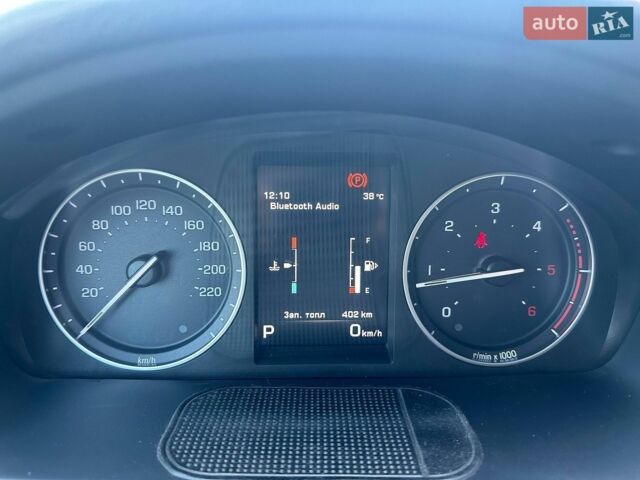 Білий Ленд Ровер Freelander, об'ємом двигуна 2.18 л та пробігом 347 тис. км за 12490 $, фото 15 на Automoto.ua