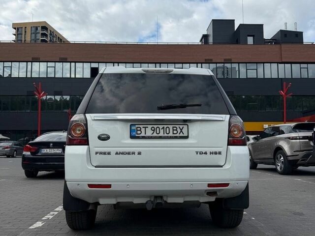Білий Ленд Ровер Freelander, об'ємом двигуна 2.2 л та пробігом 297 тис. км за 10500 $, фото 3 на Automoto.ua