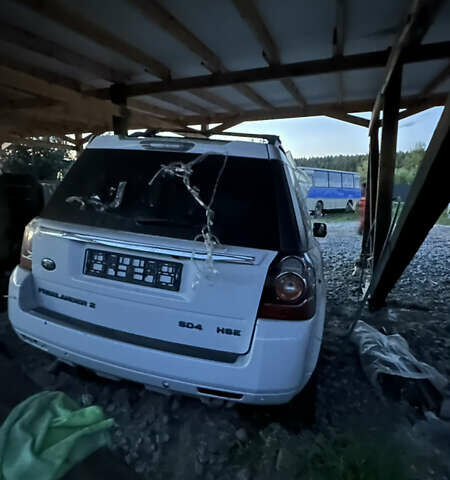 Білий Ленд Ровер Freelander, об'ємом двигуна 2.18 л та пробігом 158 тис. км за 8000 $, фото 4 на Automoto.ua