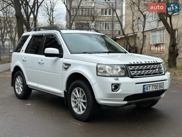 Белый Ленд Ровер Фрилендер, объемом двигателя 2.18 л и пробегом 275 тыс. км за 14200 $, фото 3 на Automoto.ua