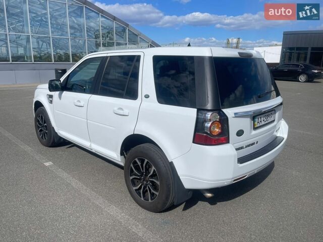 Білий Ленд Ровер Freelander, об'ємом двигуна 2.18 л та пробігом 418 тис. км за 13300 $, фото 3 на Automoto.ua