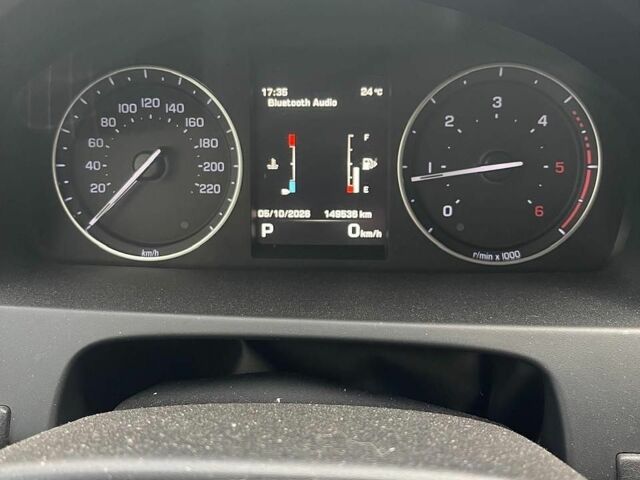 Білий Ленд Ровер Freelander, об'ємом двигуна 2.18 л та пробігом 149 тис. км за 16500 $, фото 12 на Automoto.ua