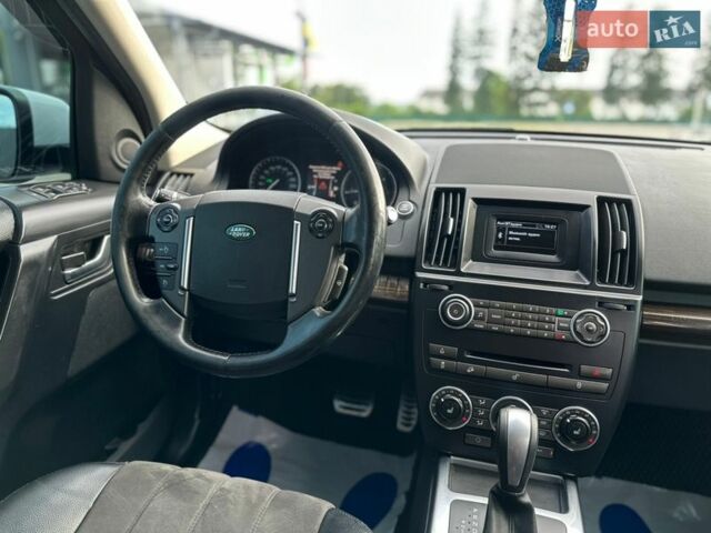 Білий Ленд Ровер Freelander, об'ємом двигуна 2.18 л та пробігом 275 тис. км за 14000 $, фото 21 на Automoto.ua