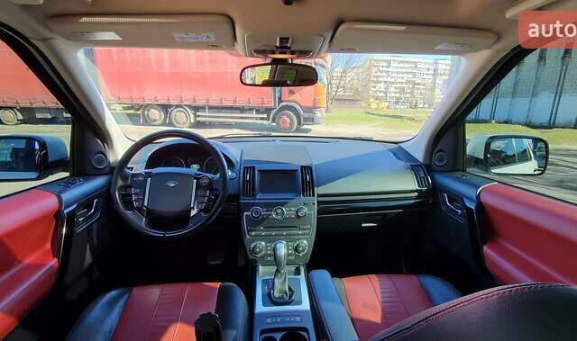 Білий Ленд Ровер Freelander, об'ємом двигуна 2 л та пробігом 125 тис. км за 14200 $, фото 10 на Automoto.ua