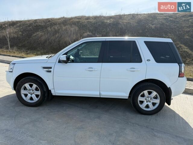 Білий Ленд Ровер Freelander, об'ємом двигуна 2.18 л та пробігом 85 тис. км за 16000 $, фото 2 на Automoto.ua