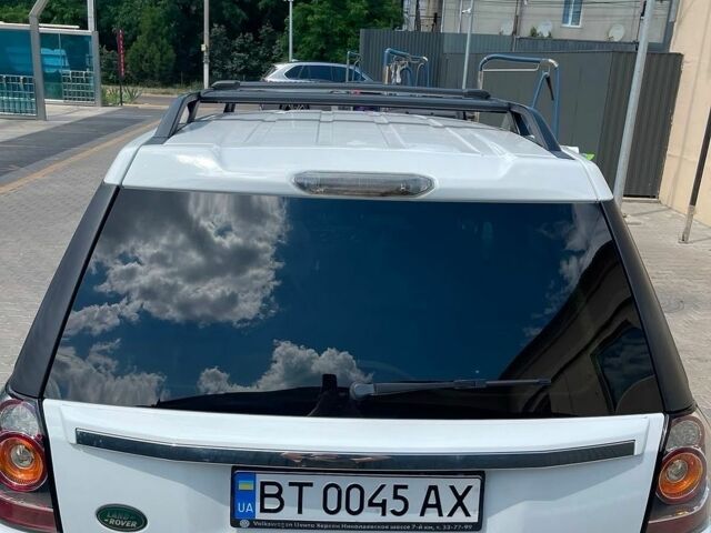 Білий Ленд Ровер Freelander, об'ємом двигуна 2.18 л та пробігом 149 тис. км за 16500 $, фото 4 на Automoto.ua