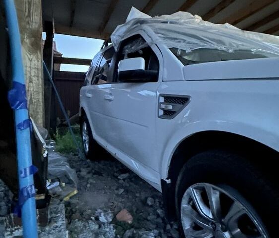 Білий Ленд Ровер Freelander, об'ємом двигуна 2.2 л та пробігом 158 тис. км за 8000 $, фото 1 на Automoto.ua