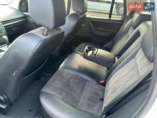 Білий Ленд Ровер Freelander, об'ємом двигуна 2.18 л та пробігом 275 тис. км за 14000 $, фото 37 на Automoto.ua
