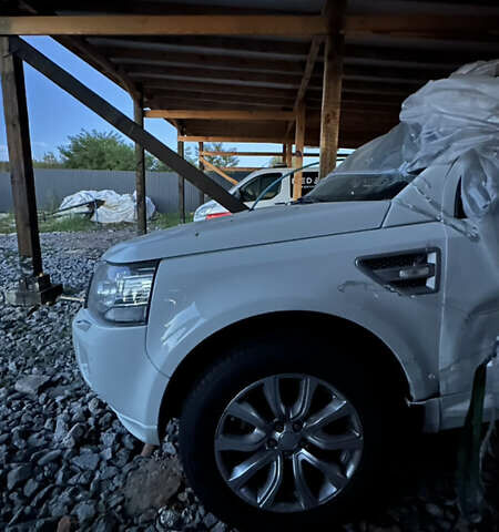 Білий Ленд Ровер Freelander, об'ємом двигуна 2.18 л та пробігом 158 тис. км за 8000 $, фото 1 на Automoto.ua