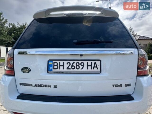 Білий Ленд Ровер Freelander, об'ємом двигуна 2.18 л та пробігом 97 тис. км за 14500 $, фото 2 на Automoto.ua