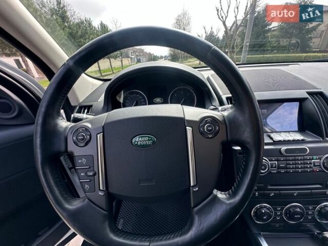 Білий Ленд Ровер Freelander, об'ємом двигуна 2.18 л та пробігом 97 тис. км за 14500 $, фото 17 на Automoto.ua