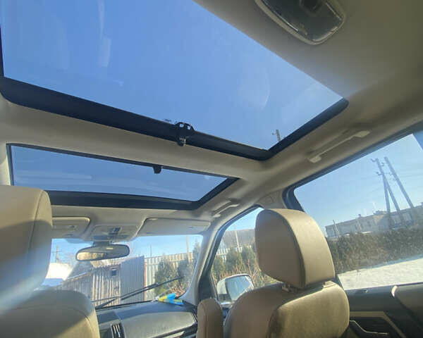 Білий Ленд Ровер Freelander, об'ємом двигуна 2 л та пробігом 310 тис. км за 11800 $, фото 7 на Automoto.ua