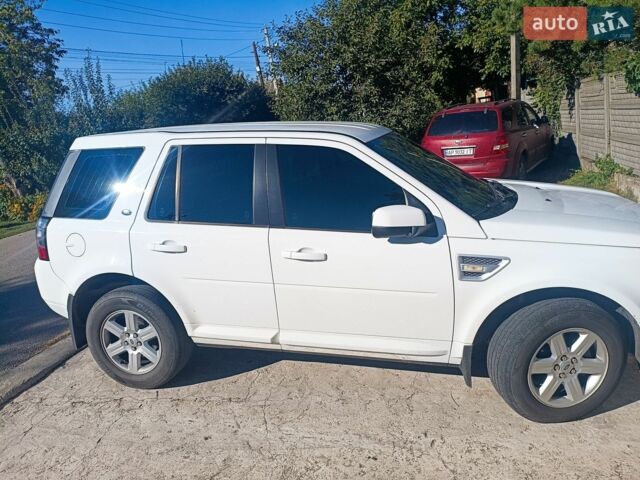 Білий Ленд Ровер Freelander, об'ємом двигуна 2.18 л та пробігом 250 тис. км за 14000 $, фото 1 на Automoto.ua