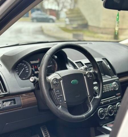 Белый Ленд Ровер Фрилендер, объемом двигателя 2.18 л и пробегом 275 тыс. км за 14200 $, фото 19 на Automoto.ua