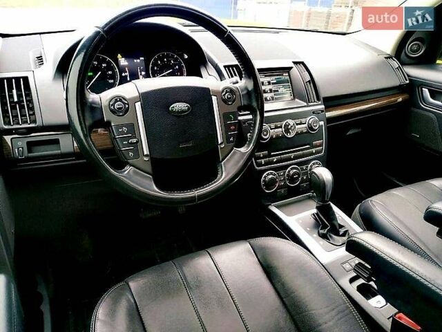 Білий Ленд Ровер Freelander, об'ємом двигуна 2 л та пробігом 200 тис. км за 13500 $, фото 20 на Automoto.ua