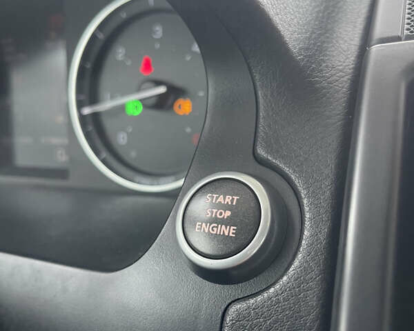 Белый Ленд Ровер Фрилендер, объемом двигателя 2.2 л и пробегом 207 тыс. км за 13950 $, фото 85 на Automoto.ua