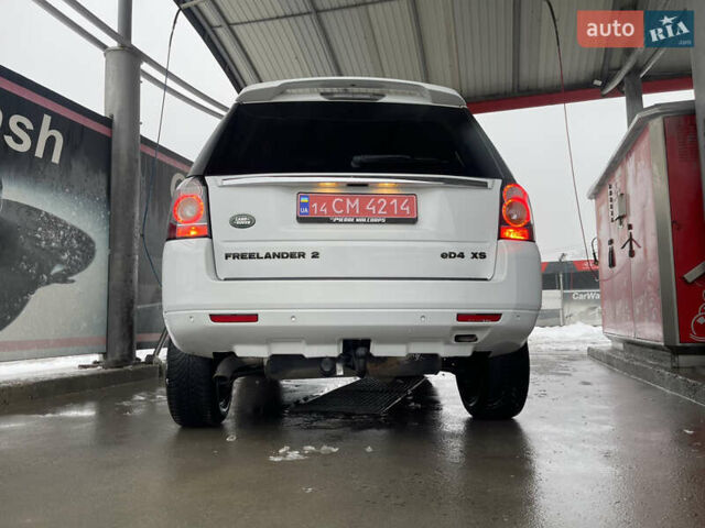 Белый Ленд Ровер Фрилендер, объемом двигателя 2.2 л и пробегом 207 тыс. км за 13950 $, фото 41 на Automoto.ua