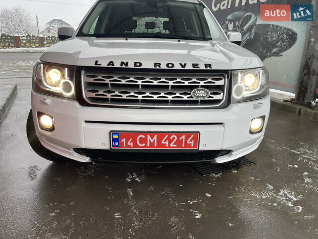 Белый Ленд Ровер Фрилендер, объемом двигателя 2.2 л и пробегом 207 тыс. км за 13950 $, фото 68 на Automoto.ua