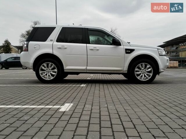 Білий Ленд Ровер Freelander, об'ємом двигуна 2.2 л та пробігом 227 тис. км за 12650 $, фото 19 на Automoto.ua