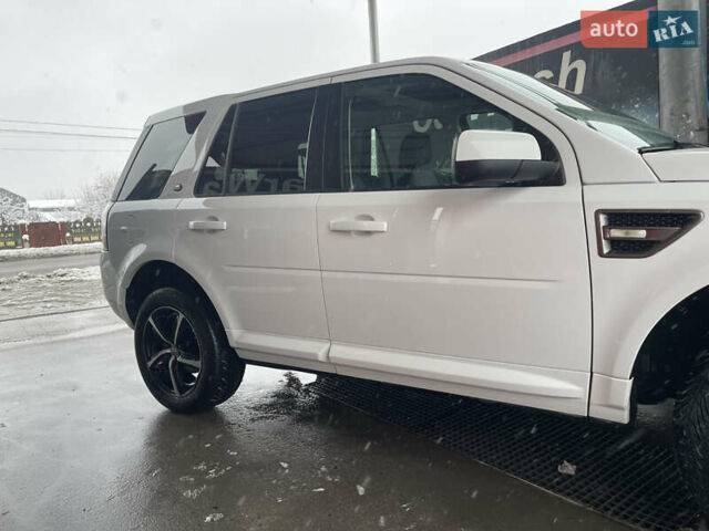 Белый Ленд Ровер Фрилендер, объемом двигателя 2.2 л и пробегом 207 тыс. км за 13950 $, фото 30 на Automoto.ua