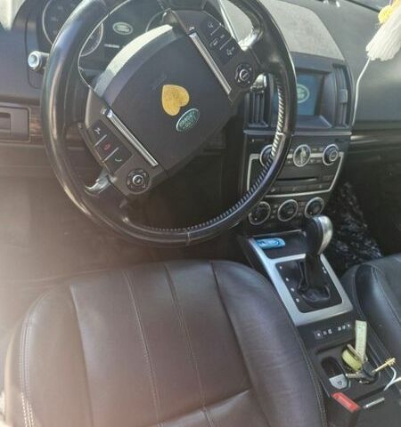 Белый Ленд Ровер Фрилендер, объемом двигателя 2 л и пробегом 250 тыс. км за 12200 $, фото 7 на Automoto.ua