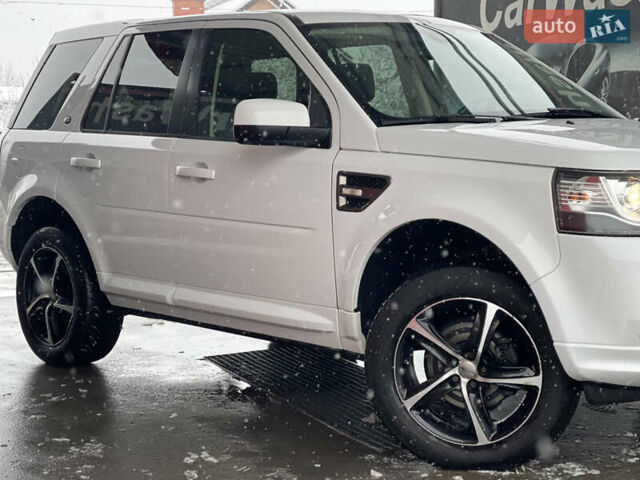 Белый Ленд Ровер Фрилендер, объемом двигателя 2.2 л и пробегом 207 тыс. км за 13950 $, фото 25 на Automoto.ua