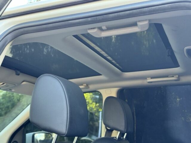 Белый Ленд Ровер Фрилендер, объемом двигателя 2 л и пробегом 236 тыс. км за 11900 $, фото 10 на Automoto.ua