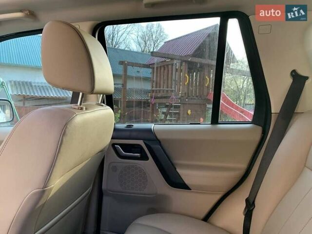 Білий Ленд Ровер Freelander, об'ємом двигуна 2 л та пробігом 185 тис. км за 14100 $, фото 14 на Automoto.ua