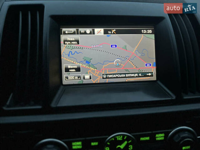 Білий Ленд Ровер Freelander, об'ємом двигуна 2.18 л та пробігом 225 тис. км за 12990 $, фото 41 на Automoto.ua