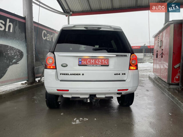Белый Ленд Ровер Фрилендер, объемом двигателя 2.2 л и пробегом 207 тыс. км за 13950 $, фото 42 на Automoto.ua