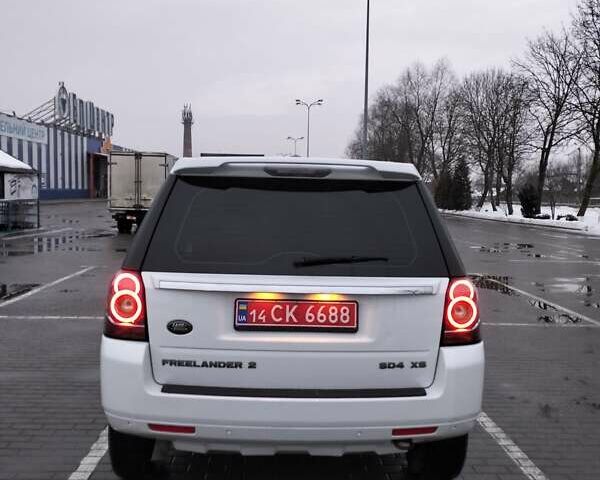 Білий Ленд Ровер Freelander, об'ємом двигуна 2.2 л та пробігом 225 тис. км за 14300 $, фото 12 на Automoto.ua