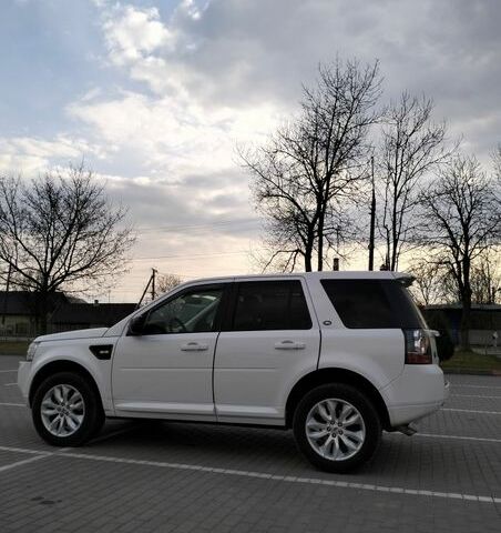 Білий Ленд Ровер Freelander, об'ємом двигуна 2.18 л та пробігом 227 тис. км за 13600 $, фото 17 на Automoto.ua