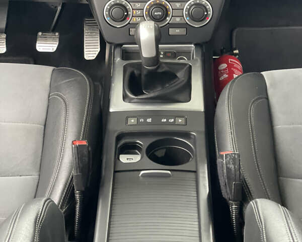 Белый Ленд Ровер Фрилендер, объемом двигателя 2.2 л и пробегом 207 тыс. км за 13950 $, фото 127 на Automoto.ua