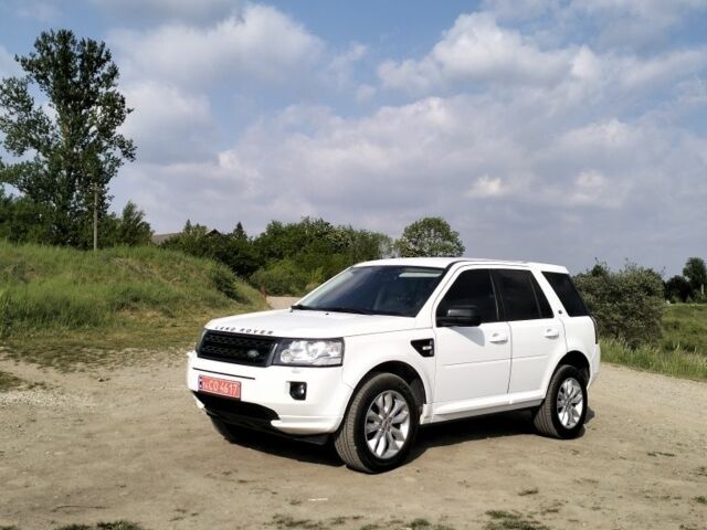 Білий Ленд Ровер Freelander, об'ємом двигуна 2.2 л та пробігом 263 тис. км за 13300 $, фото 8 на Automoto.ua