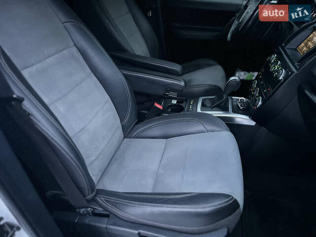 Білий Ленд Ровер Freelander, об'ємом двигуна 2.18 л та пробігом 225 тис. км за 12990 $, фото 59 на Automoto.ua