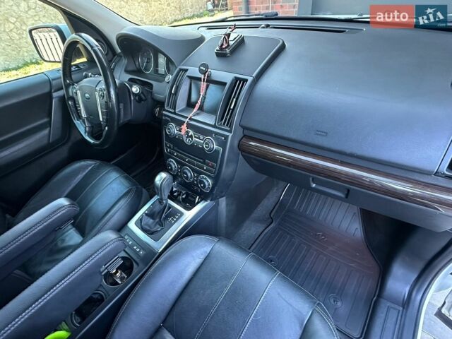 Білий Ленд Ровер Freelander, об'ємом двигуна 2 л та пробігом 217 тис. км за 14500 $, фото 23 на Automoto.ua