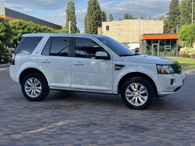 Белый Ленд Ровер Фрилендер, объемом двигателя 2 л и пробегом 236 тыс. км за 11900 $, фото 7 на Automoto.ua