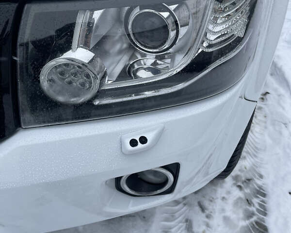 Белый Ленд Ровер Фрилендер, объемом двигателя 2.2 л и пробегом 207 тыс. км за 13950 $, фото 153 на Automoto.ua