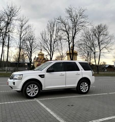 Білий Ленд Ровер Freelander, об'ємом двигуна 2.18 л та пробігом 227 тис. км за 13600 $, фото 13 на Automoto.ua