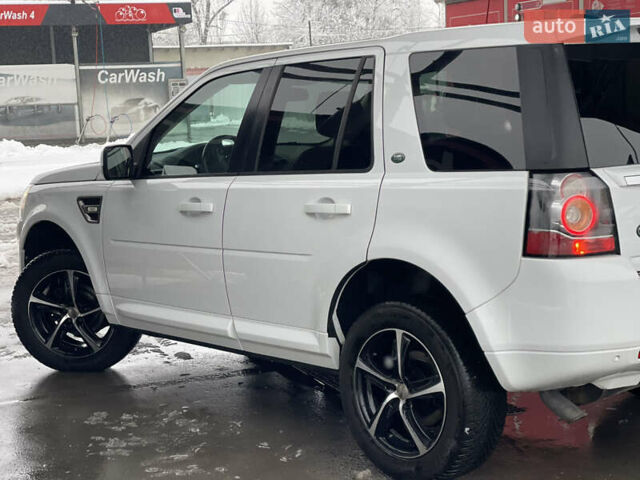 Белый Ленд Ровер Фрилендер, объемом двигателя 2.2 л и пробегом 207 тыс. км за 13950 $, фото 33 на Automoto.ua