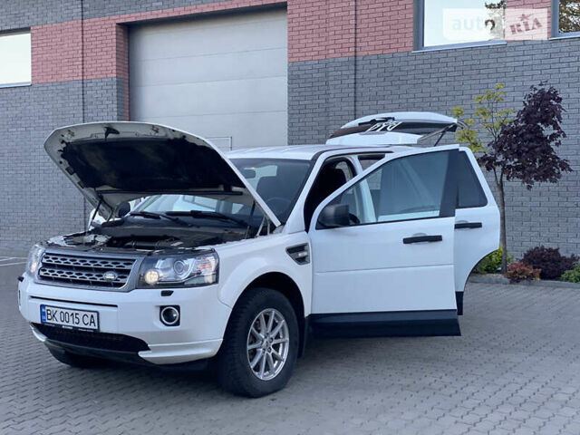 Білий Ленд Ровер Freelander, об'ємом двигуна 2.18 л та пробігом 180 тис. км за 12499 $, фото 26 на Automoto.ua