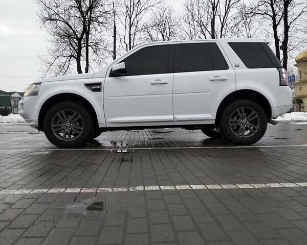Білий Ленд Ровер Freelander, об'ємом двигуна 2.2 л та пробігом 225 тис. км за 14300 $, фото 9 на Automoto.ua